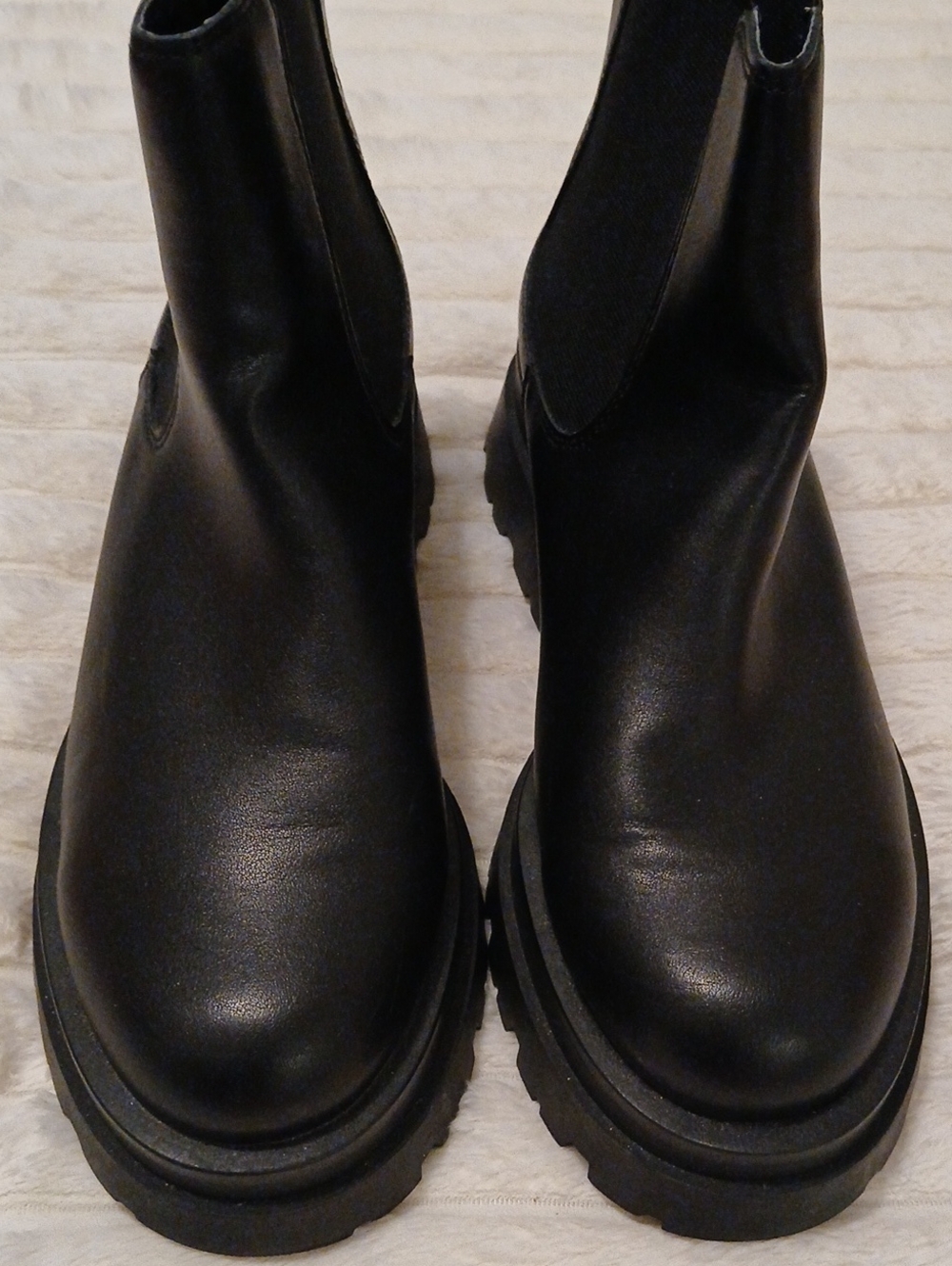 Aldo Black Chelsea Lug-Sole Booties